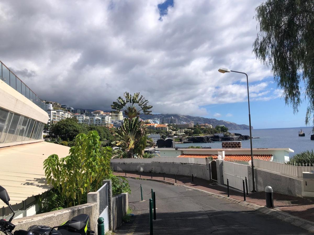 Beach Studio Apartment Funchal  Bagian luar foto