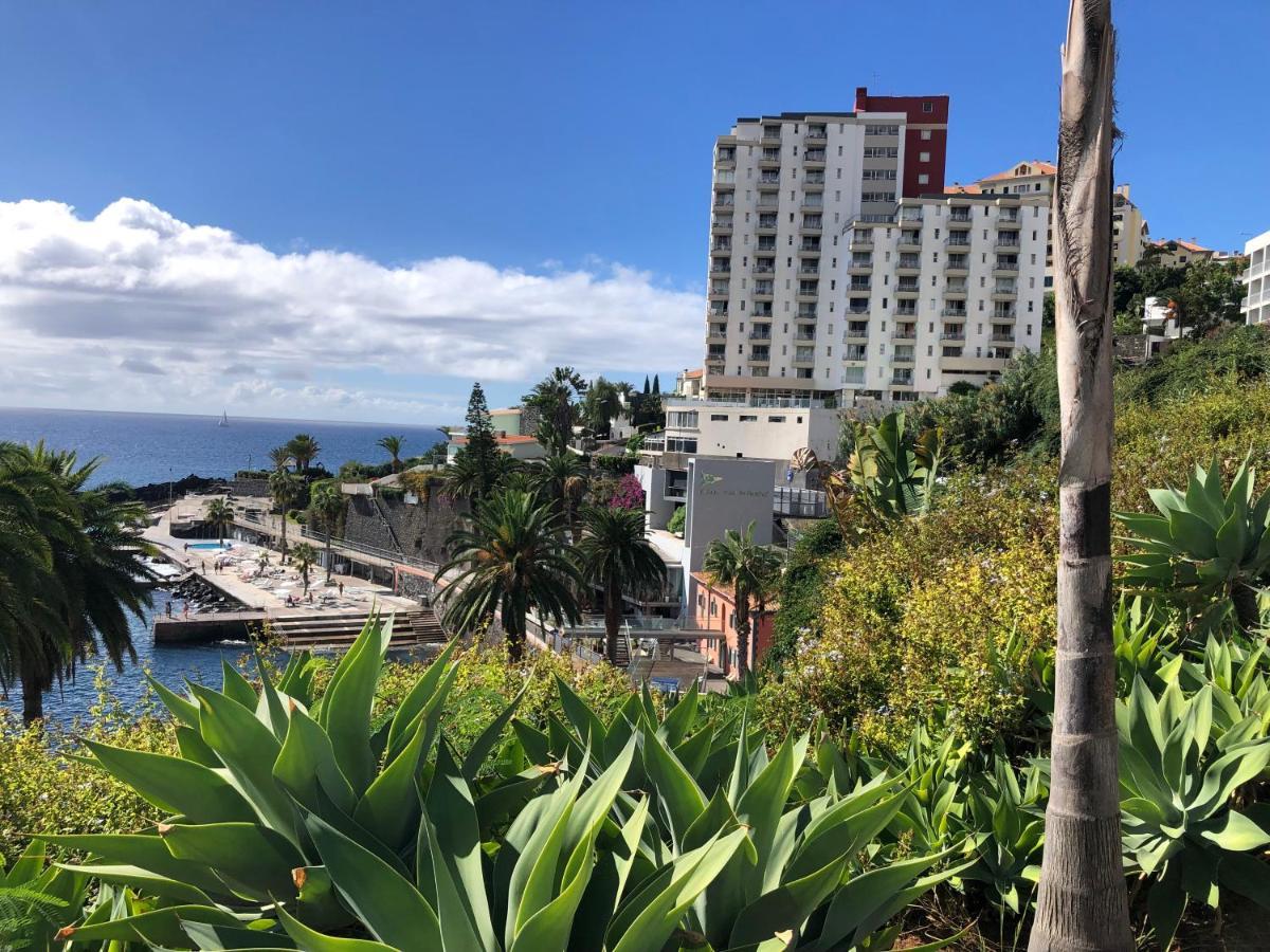 Beach Studio Apartment Funchal  Bagian luar foto